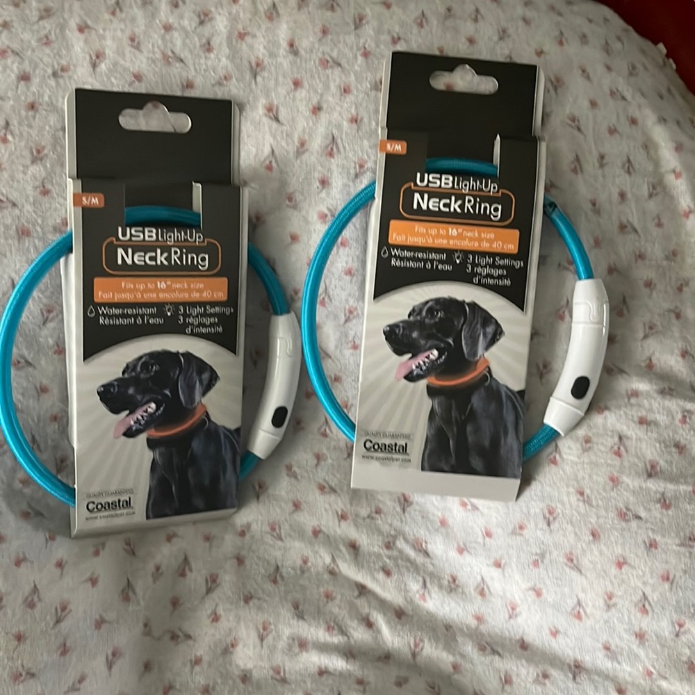 Neck ring lights up